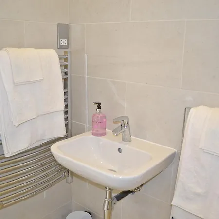 The Bothy بيت للعطل *